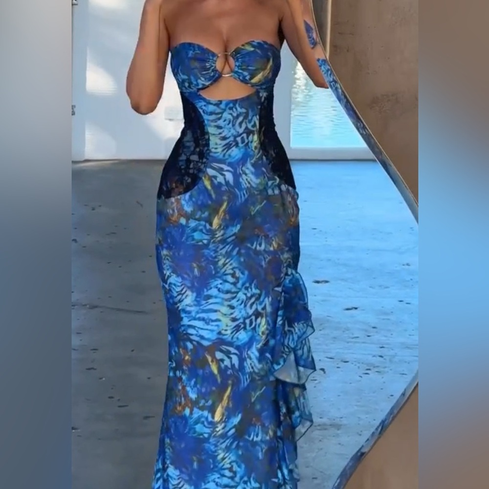 Outcast Blue Strapless Dress